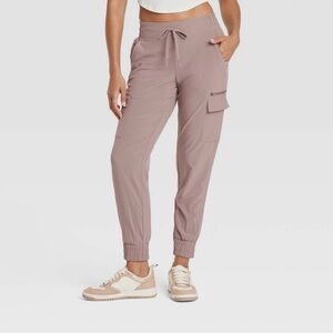 All In Motion Women's Active Light Mid-Rise Cargo Joggers MEDIUM Brown